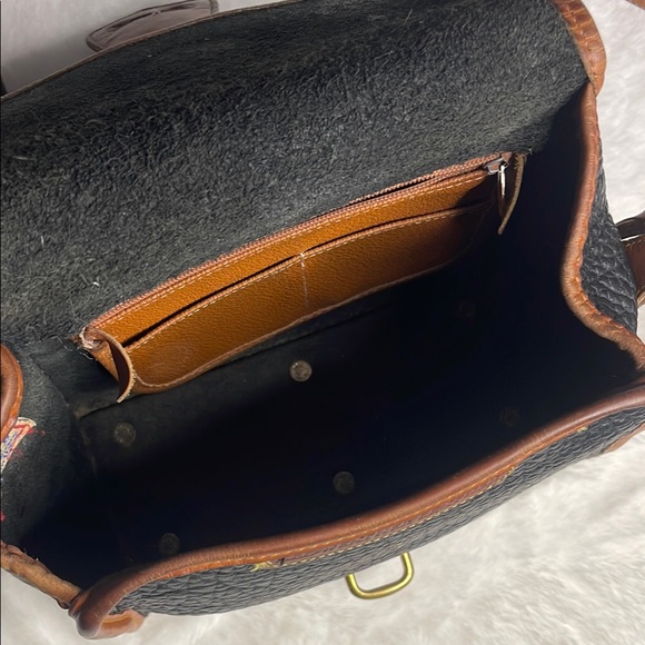 Dooney & Bourke Black and Tan Leather Shoulder Bag - Picture 7 of 16